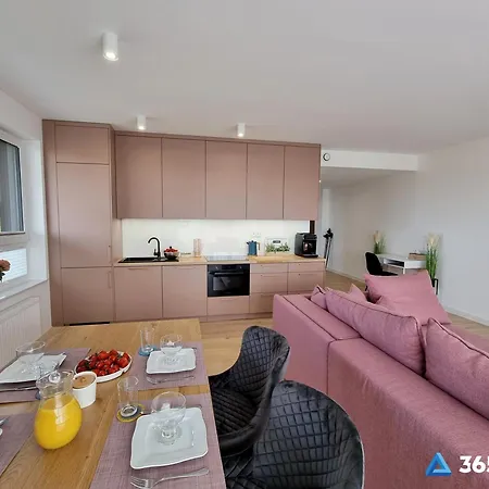 365pam - Westin House - Parking, Basen, Jacuzzi, Sauna, Silownia, Plac Zabaw W Cenie Apartmán Kolobřeh